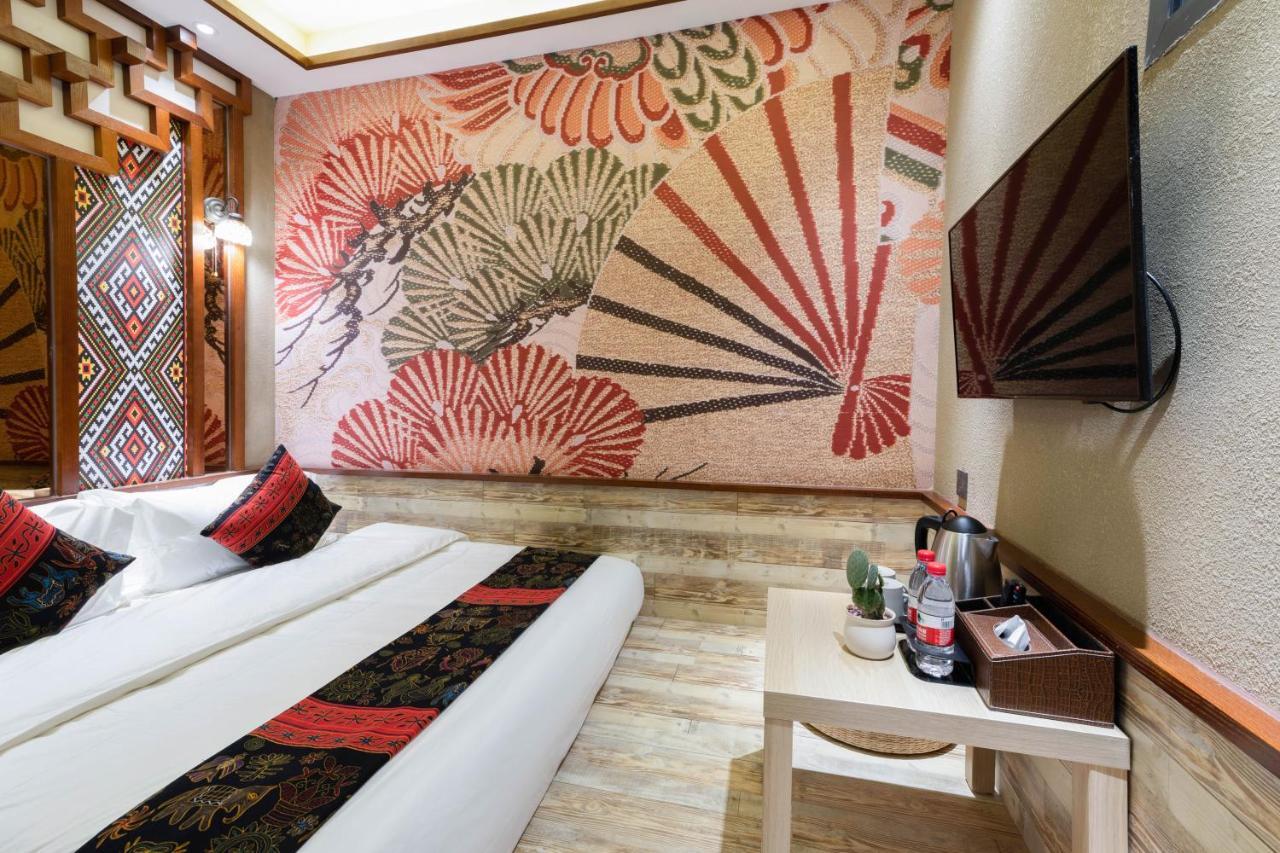 Zou Qu Ye Travel Hotel Chongqing Exterior photo